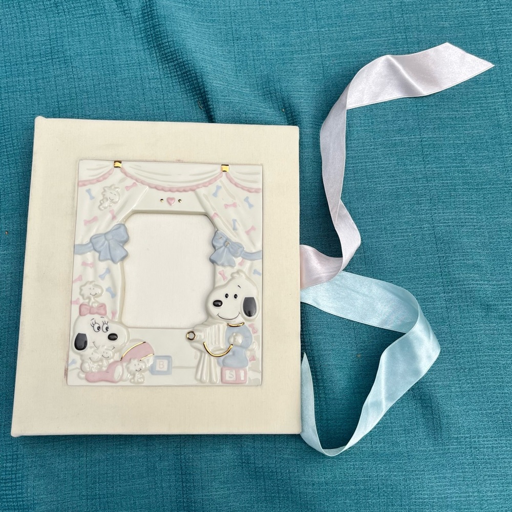Lenox Peanuts Baby Snoopy Keepsake Photo Album - Good Condition Collectible